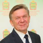 Николай Котов прокомментировал важность кампании по сбору подписей за присвоение Пензе почетного звания «Город трудовой доблести»