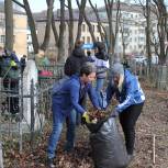В Смоленской области проходит уборка памятных мест