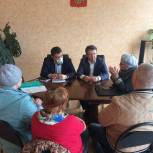 Жители Кропачево попросили помощи у партийцев в решении транспортных и медицинских вопросов