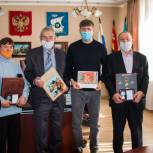В рамках проекта «Культура малой родины» калининградские единороссы провели акцию «Книга лучший друг»