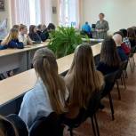 Тюменским студентам рассказали о роли избирательной системы в жизни общества