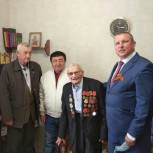 Единороссы Шпаковского округа поздравили ветерана с 95-летием