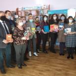 Татьяна Панфилова и Владимир Рожков поддержали акцию «Лучший подарок − книга!»