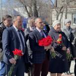 Участники партийной школы в Белозерском районе возложили цветы к обелискам воинов, павших в борьбе с фашизмом