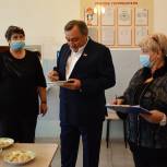 Качество школьного питания проверяют в Приморье