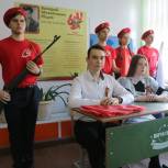 «Парту Героя» установили в омской школе №10