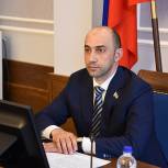 С 1 сентября 2021 года граждане смогут оформить в собственность гаражи и землю под ними