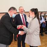 В Калининском районе состоялось торжественное вручение удостоверений добровольной народной дружине «Добрыня»
