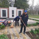 В Тихорецком районе прошел субботник по благоустройству