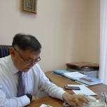 Алдар Дамдинов выяснит причины задержки выплаты компенсаций педагогам  Северобайкальского района