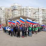 Традиционные субботники в Благовещенске открыли концертом-митингом в поддержку Президента