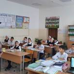В Ачхой-Мартановском районе состоялся урок «Безопасный интернет» для школьников, родителей и учителей