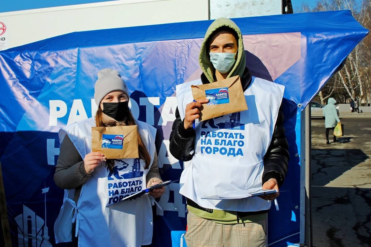 В Барнауле продолжается раздача комплектов семян в рамках социального  проекта «Добрый сад»