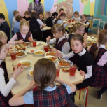 Депутаты «Единой России»  провели мониторинг  организации горячего питания в магаданских школах