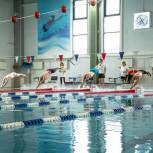 Владимир Самокиш открыл студенческие соревнования по плаванию