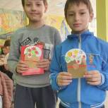 Единороссы Липецка организовали увлекательный мастер-класс для детей Донбасса