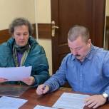 Муниципальный депутат Сергей Богданов контролирует ход работ по капремонту жилых домов в Филёвском Парке