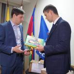 В Новороссийске собирают книги для детей Донбасса