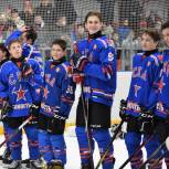 В Екатеринбурге при поддержке ЕР прошел турнир по хоккею среди юношей