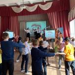«ЗаСпорт»: в Дальнем Константинове для школьников провели танцевальный флешмоб