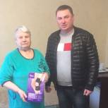 Дмитрий Евдокимов оказал помощь пенсионерке, прибывшей в Курск из ДНР