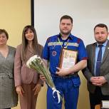 Лариса Картавцева поздравила работников скорой помощи с профессиональным праздником