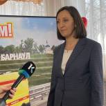 Барнаульские единороссы поздравили врачей скорой помощи с профессиональным праздником