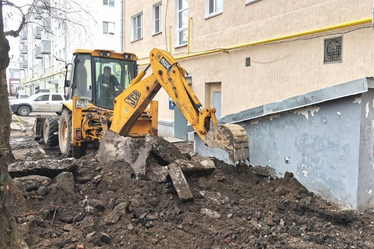 В Соколе начался ремонт дворов