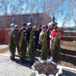 В Кунашкском районе серебряные волонтеры партии «Единая Россия» провели субботник