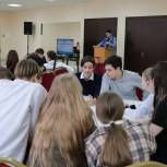 Нижегородские школьники и студенты приняли участие в командных играх «РосКвиз»