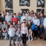 «Бал для Золушки» показали воспитанникам школы-интерната из ДНР