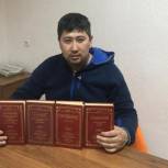 Дорджи Лиджиев принял участие в акции «Книги Донбассу»
