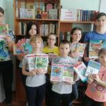 К акции «Книги-Донбассу» присоединились воспитанники Долгоруковского социально-реабилитационного центра