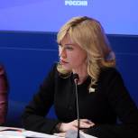 Экспертный совет «Единой России» одобрил законопроект об упрощении регистрации детей-сирот