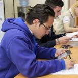 Предварительное голосование во Владивостоке: в избирательную гонку включается молодежь