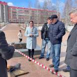 Единороссы Советского района провели осмотр территории мемориала «Наказ матери»