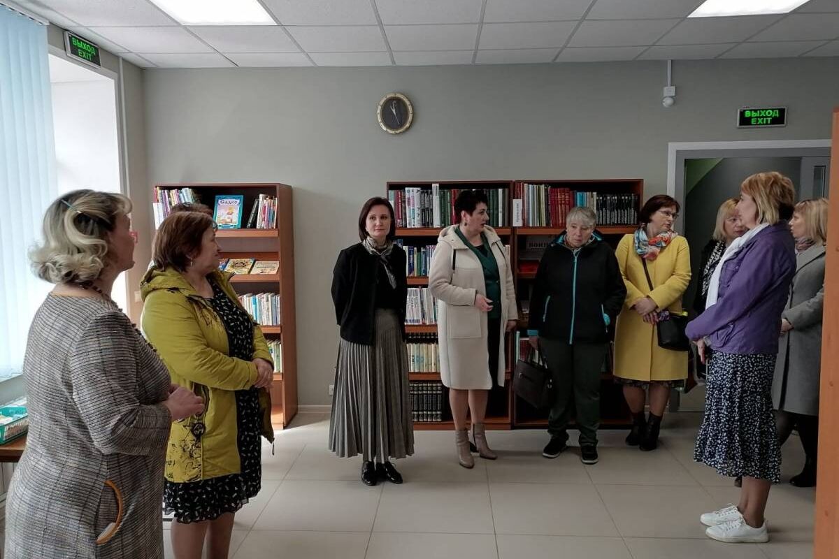 В Нерехтском районе в рамках партийного проекта «Женское движение Единой России» состоялось выездное заседание женсовета