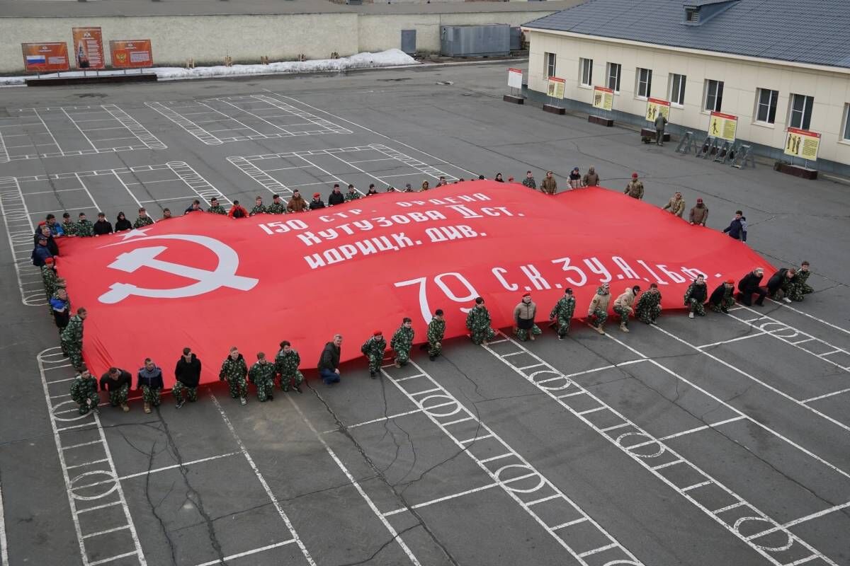 В архангельском отряде «Ратник» Росгвардии прошла патриотическая акция