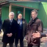 Александр Ведерников с партийным десантом побывал на соцобъектах Усольского района