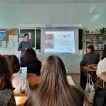 Молодогвардейцы откроют «Школу волонтеров Донбасса»
