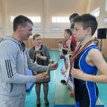 В Татарстане при поддержке «Единой России» прошёл турнир по вольной борьбе памяти Героев СВО