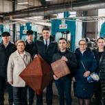 Депутаты-единороссы побывали на заводе компании «Неокомпозит» в Тюмени