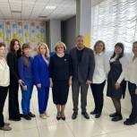 Депутаты-единороссы поздравили работников и ветеранов местного самоуправления