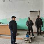 Сенатор Михайлов осмотрел социальные объекты Кыринского района