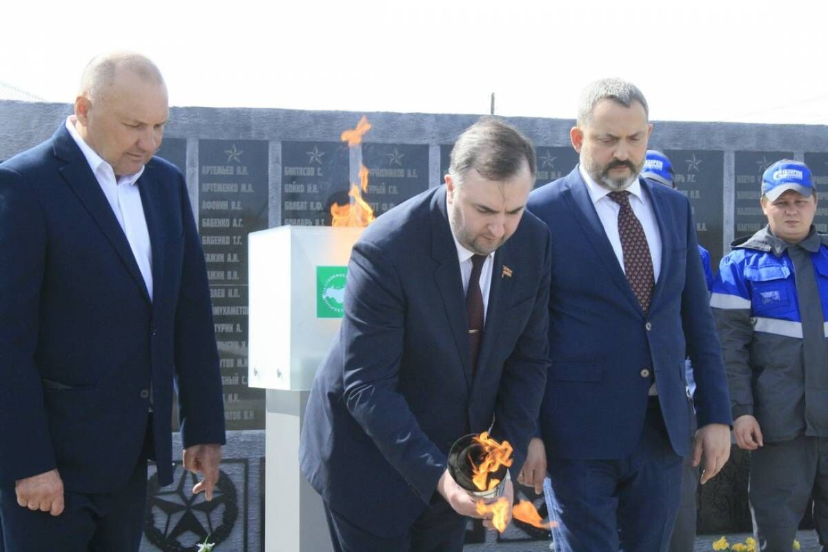 В селе Анненское Карталинского района зажегся Вечный огонь | 27.04.2023 |  Челябинск - БезФормата