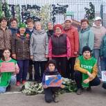 Жители Татышлинского района плетут маскировочные сети для мобилизованных и добровольцев