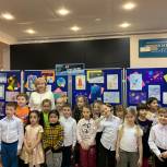 В Магадане открылась выставка творческих работ воспитанников дошкольных учреждений, посвящённая Дню космонавтики