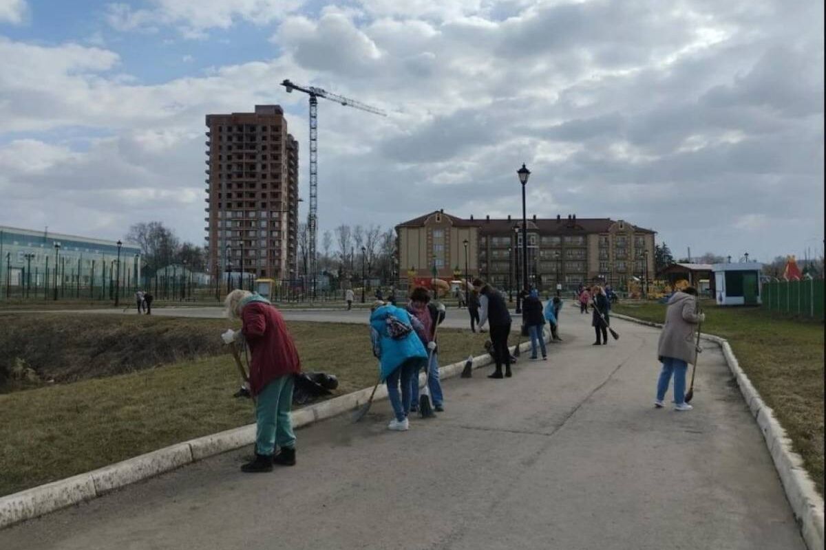 В Ленинском районе Саранска проходит акция «Чистый город» | 07.04.2023 |  Саранск - БезФормата