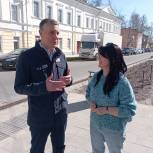 В Великом Новгороде впервые начали мыть улицы шампунем