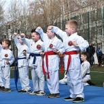 «Единая Россия» устроила в Смоленске спортивный праздник для детей военнослужащих